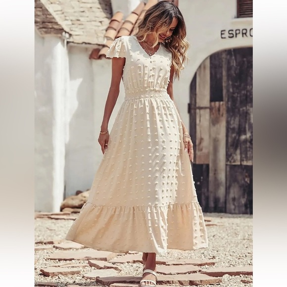 PRETTYGARDEN Women's Boho Dress Short Sleeve V Neck Swiss Dot Ruffle Tiered Maxi - Picture 12 of 16